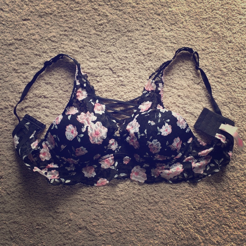 PINK push up bra, size Medium.
